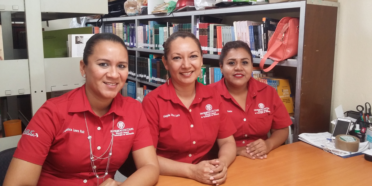 Personal de la Biblioteca de Bachillerato en San Pedrito